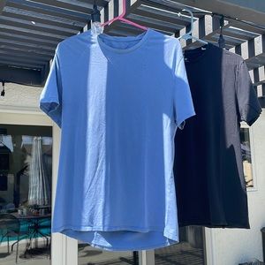 Men’s LOT of 2 Apt 9 stretchy flex T-shirts | size M